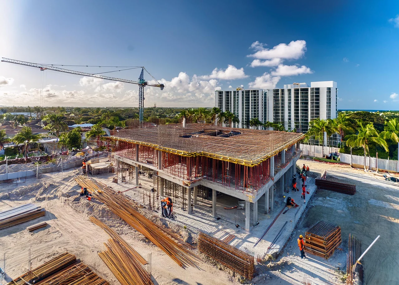 Construction site and crane from the original Group website
